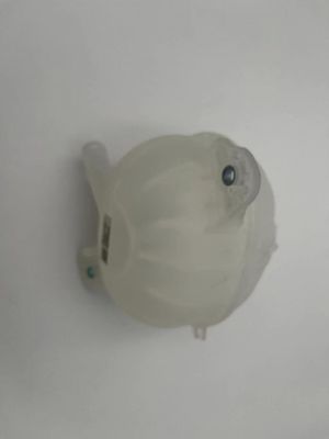 KX5 Sonata Auto Parts Motore Radiatore Serbatoio di liquido di raffreddamento Overflow Expansion Tank Bottle