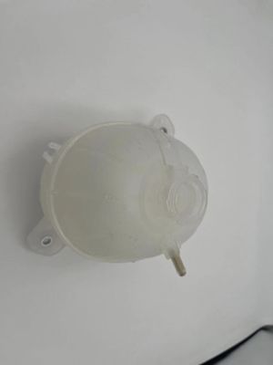 KX5 Sonata Auto Parts Motore Radiatore Serbatoio di liquido di raffreddamento Overflow Expansion Tank Bottle