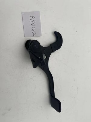 Tucson 2011-2015 OEM 811402S000 Maniglia della leva di rilascio del cofano dorato con disegno rotondo