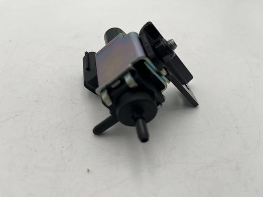 Montaggio di valvole solenoide Sonata 2011 con anno 2011 Modello e OEM 28324-2g00028324-2e000